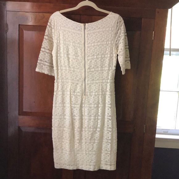 Banana Republic lace dress - Picture 2 of 5